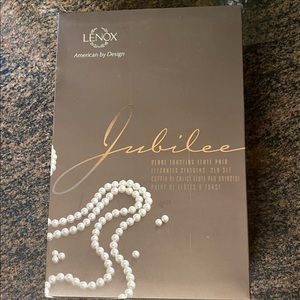 Lenox Jubilee Pearl Toasting Flutes